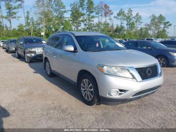  Salvage Nissan Pathfinder