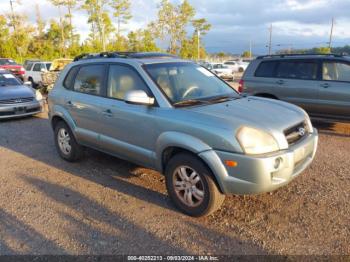  Salvage Hyundai TUCSON