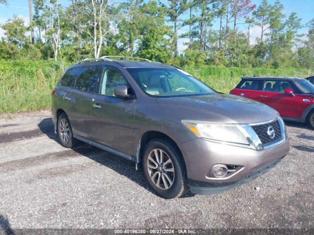  Salvage Nissan Pathfinder