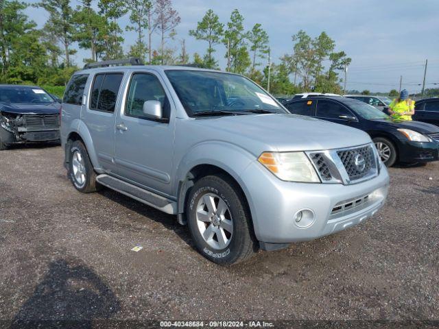  Salvage Nissan Pathfinder