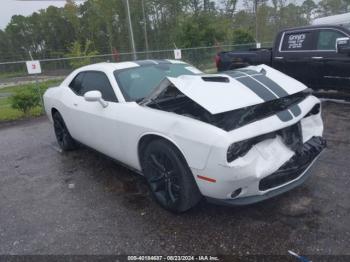  Salvage Dodge Challenger