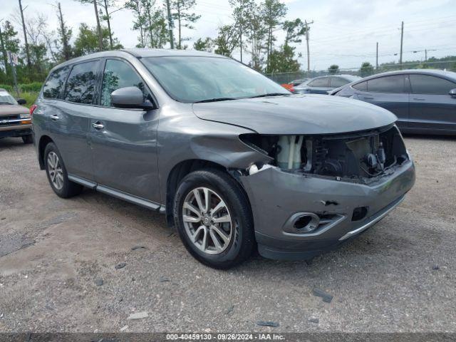  Salvage Nissan Pathfinder