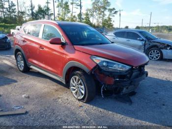  Salvage Hyundai TUCSON