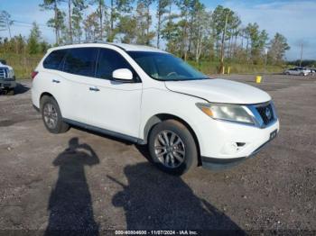  Salvage Nissan Pathfinder