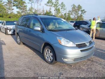  Salvage Toyota Sienna