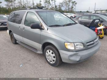  Salvage Toyota Sienna