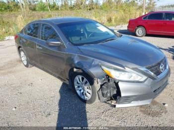  Salvage Nissan Altima