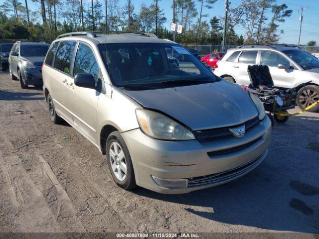  Salvage Toyota Sienna