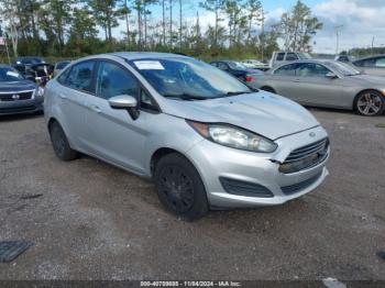  Salvage Ford Fiesta