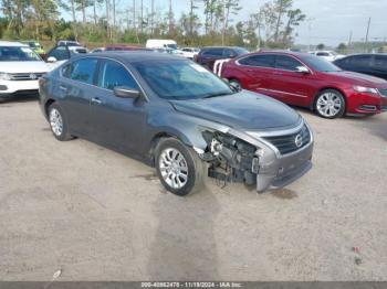  Salvage Nissan Altima