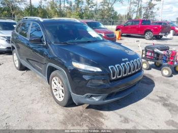  Salvage Jeep Cherokee