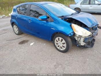  Salvage Toyota Prius c