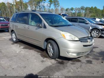  Salvage Toyota Sienna