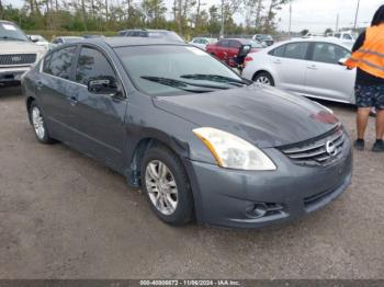  Salvage Nissan Altima