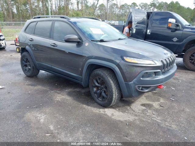  Salvage Jeep Cherokee