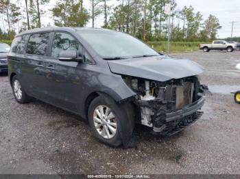  Salvage Kia Sedona