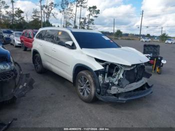  Salvage Toyota Highlander