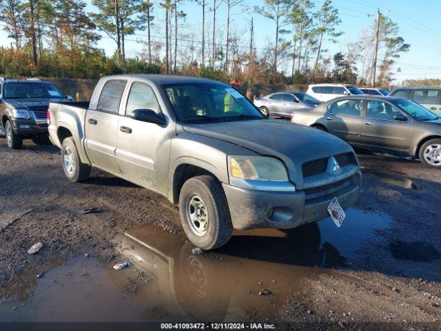  Salvage Mitsubishi Raider