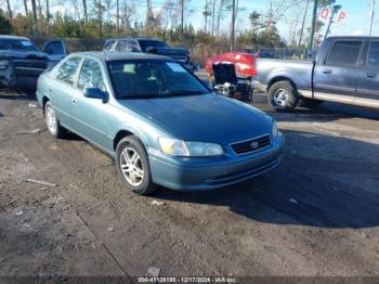  Salvage Toyota Camry