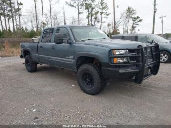  Salvage Chevrolet Silverado 2500