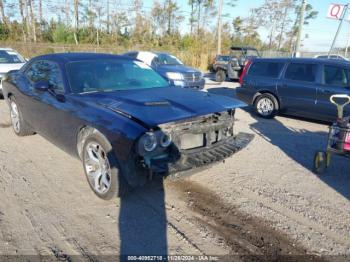  Salvage Dodge Challenger