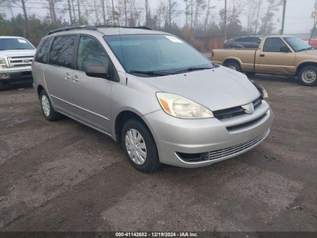  Salvage Toyota Sienna