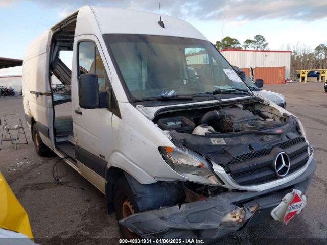  Salvage Mercedes-Benz Sprinter 2500