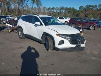  Salvage Hyundai TUCSON