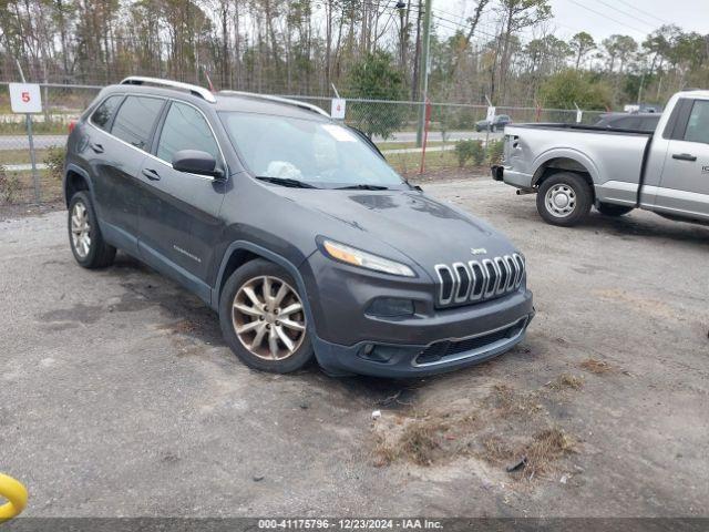  Salvage Jeep Cherokee