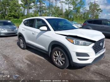  Salvage Hyundai TUCSON