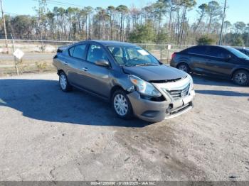  Salvage Nissan Versa