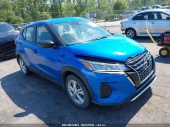  Salvage Nissan Kicks