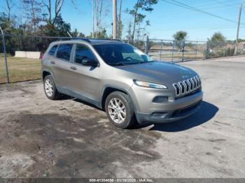  Salvage Jeep Cherokee