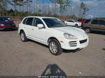  Salvage Porsche Cayenne