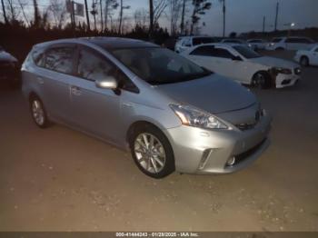  Salvage Toyota Prius v