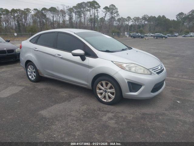  Salvage Ford Fiesta