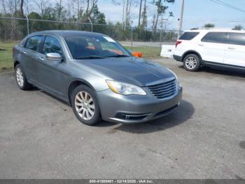  Salvage Chrysler 200