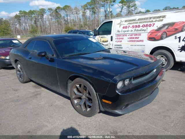  Salvage Dodge Challenger