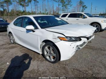  Salvage Toyota Camry