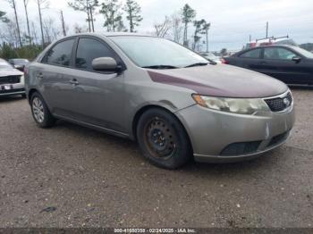  Salvage Kia Forte