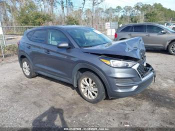  Salvage Hyundai TUCSON