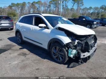  Salvage Kia Niro