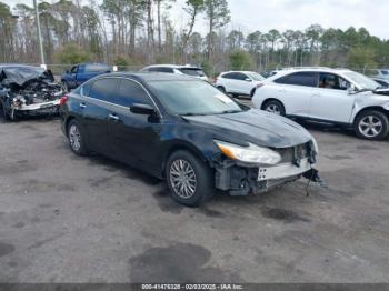  Salvage Nissan Altima