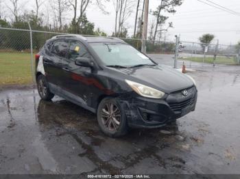  Salvage Hyundai TUCSON