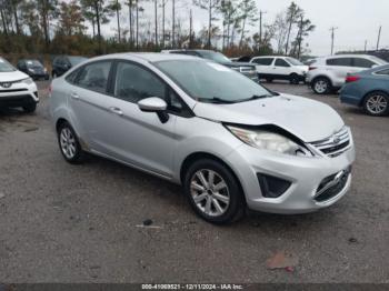  Salvage Ford Fiesta