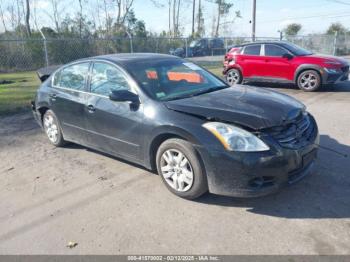  Salvage Nissan Altima