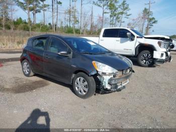  Salvage Toyota Prius c