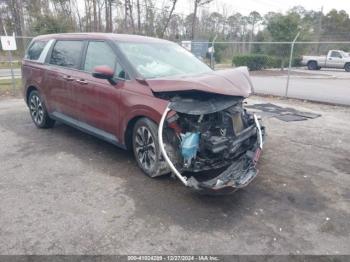  Salvage Kia Carnival