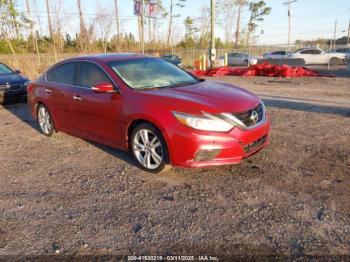  Salvage Nissan Altima