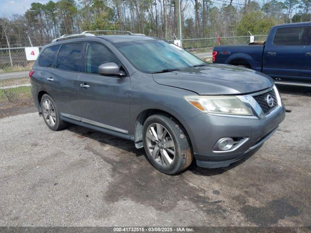  Salvage Nissan Pathfinder